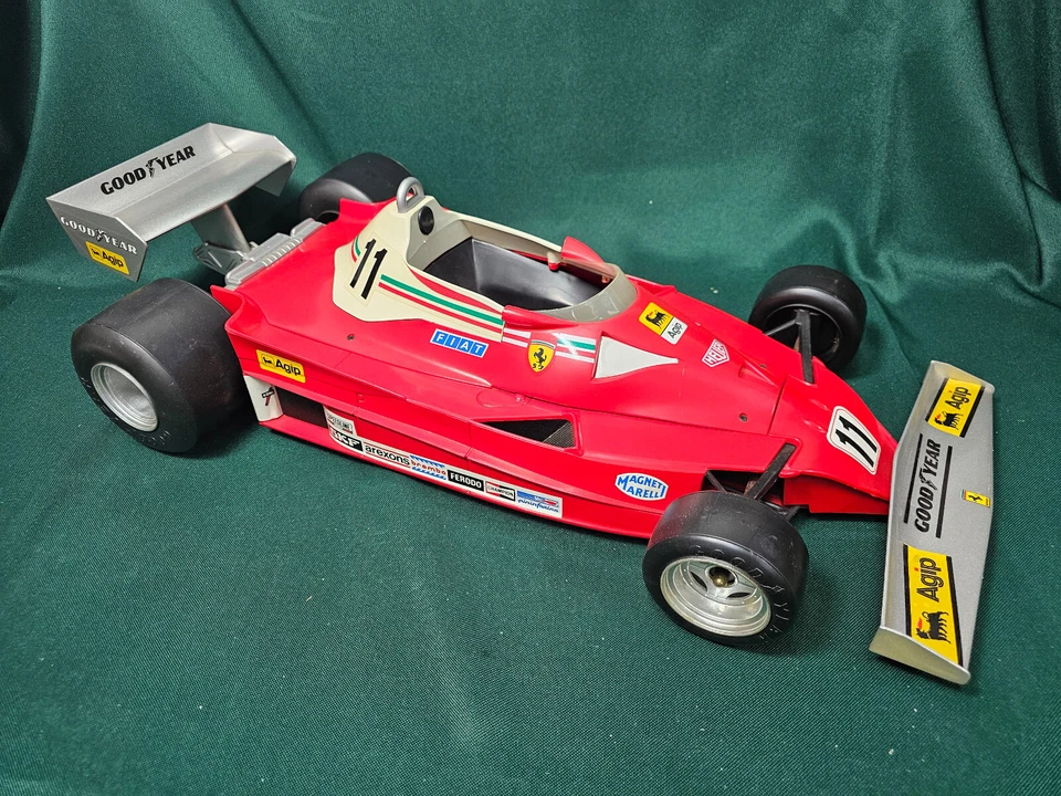 Modellino Toschi scala 1/6 - 1977 FERRARI 312 T2 - Campione F1 - NIKI LAUDA #11 - Immagine 3 di 4