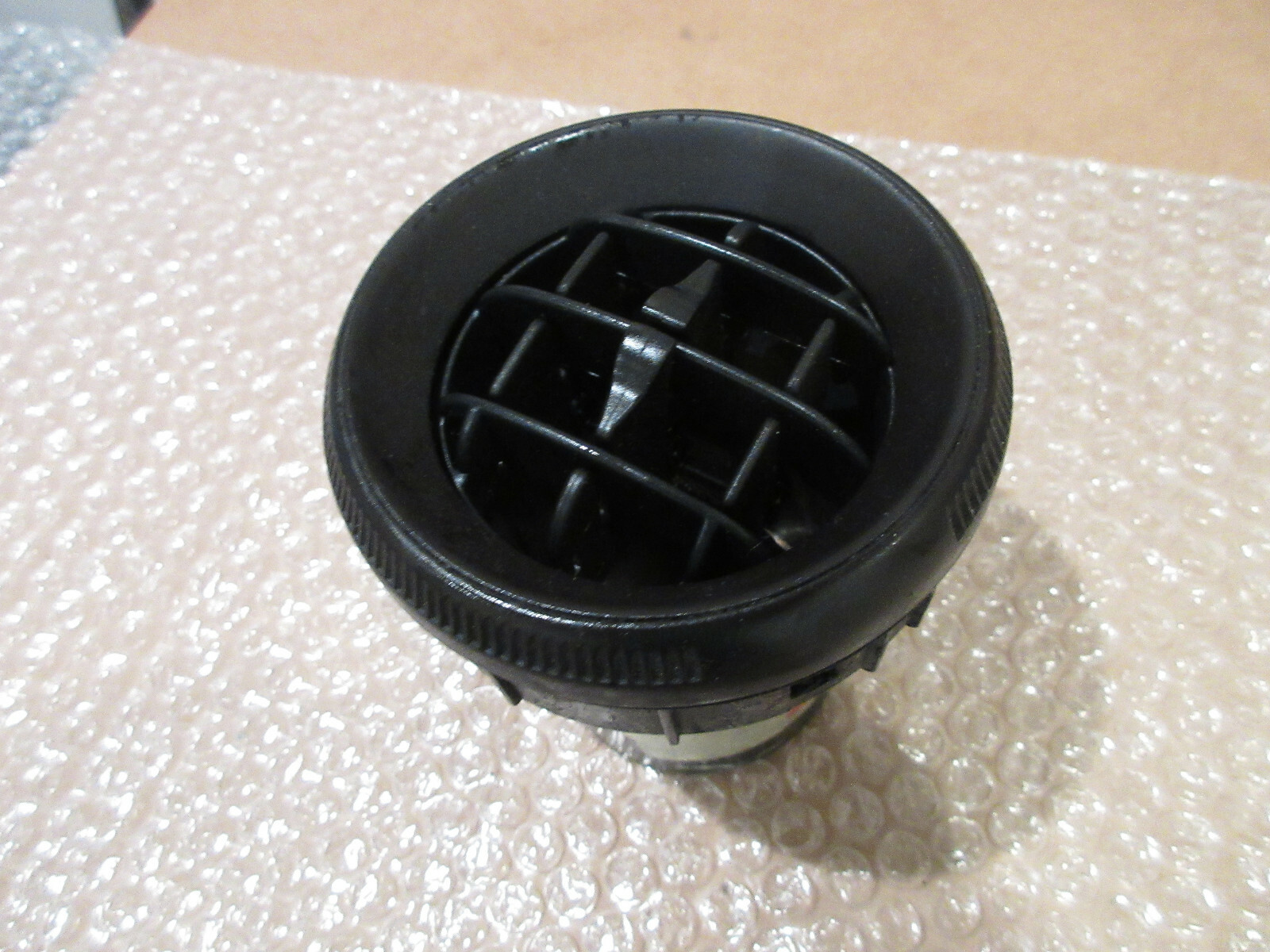 Ferrari 360  Air Vent For Dash  P/N 65159900