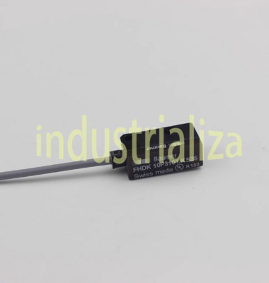 1PC BAUMER ELECTRIC FHDK 10P3101/KS35 / FHDK10P3101KS35 USED