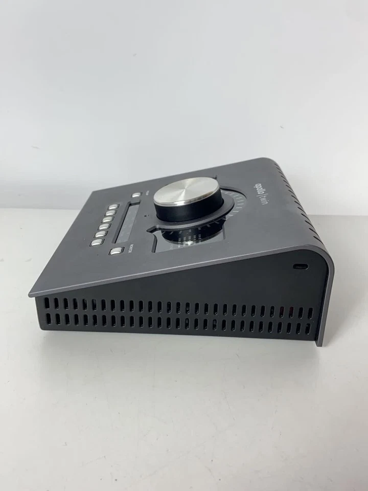 Universal Audio Apollo Twin MKII Solo Audio Interface Tested Operation Confirmed - Image 4 of 4