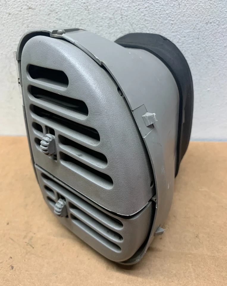 Camión Chevy GMC C/K 1500 2500 1995-1999 bisel diestro ventilación de aire gris 16821513 Foto 3 de 4