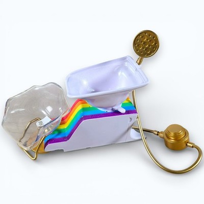 MGA Entertainment Rainbow High Salon Playset Sink Basin Chair Sprayer Faucet