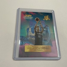 2019 Victor Wembanyama U16 France Gold Lightning ONLY 1500 made Rookie Card