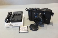 Fujifilm FinePix X10 12.0MP Digital Camera - Black TESTED w charger battery