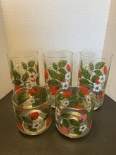 SET of 5 - Vintage Glasses Red Strawberry Blo...