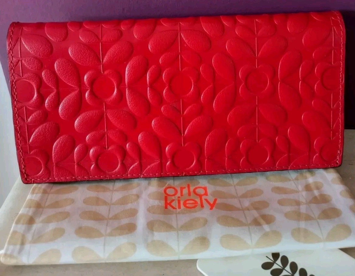 Orla Kiely Large Red Leather Flower Embossed Folded Purse  New RRP £189.🌼