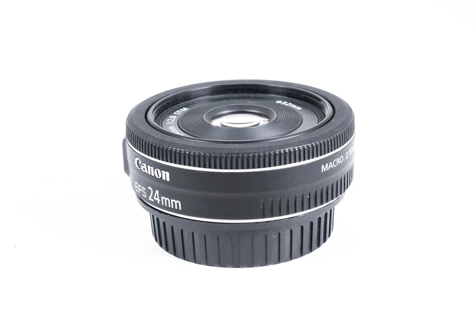 Canon EF-S 24mm f/2.8 STM Pancake Lens – Excellent Condition - Image 2 of 3