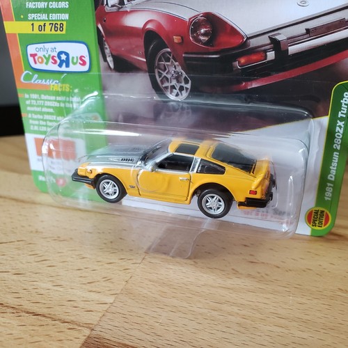 Johnny Lightning 1981 Datsun 280ZX Turbo Classic Gold Toys R Us Diecast 1:64 - Picture 5 of 9