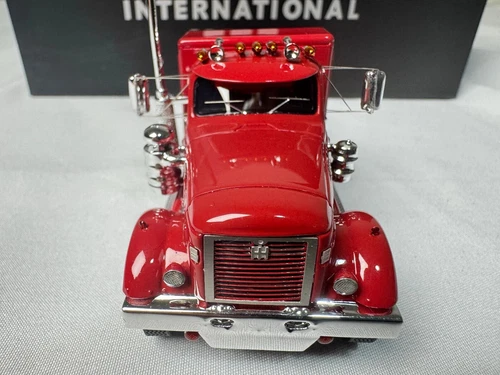 1/64 RAR - Top Regal High Quality Resin International RDF-405 Traktor rot - Bild 4 von 9