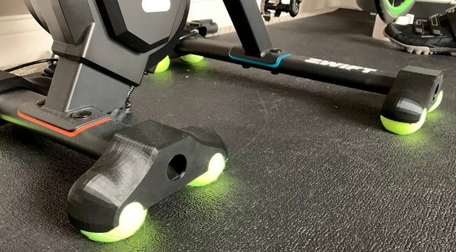 Pieds à Bascule FARYODI Pour Home Trainer – Avec 2 Balles De Tennis, Adaptateur Pour Jambe Avant Zwift Ride – Accroche Naturelle, Confort, Stabilité