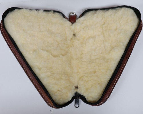 HAND CRAFTED WESTERN TOOLED LEATHER MEDIUM GUN CASE OSTRICH INLAY FINE QUALITY - Picture 6 of 9