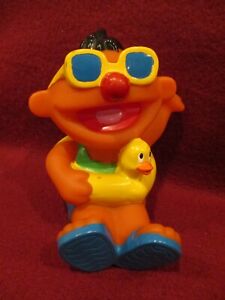 Sesame Street Ernie rubber bath toy by tyco 1995 4 x 3