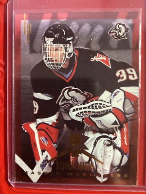 DOMINIK HASEK 1996-97 Leaf Preferred Marauders /2500 !!  #7 HOF Sabres