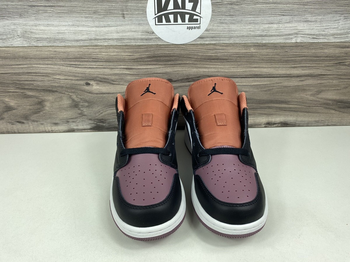 Nike Air Jordan 1 Low SE Mauve Sky J Black White (FB9908 102 Nike Air Jordan 1 Low SE Mauve Sky J Black White (FB9908 102