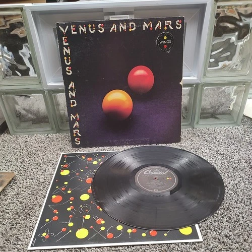 PAUL McCARTNEY & WINGS vinyl LP Venus And Mars - 1975 ex Beatles vintage record