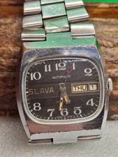 Automatic wristwatch SLAVA (tank)Cal 2427. Made in USSR.