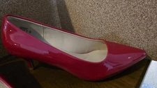 Dream Pairs Red Patent Leather 2 Inch Heels size 11 Pointy Toe