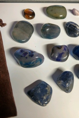 Lote de 20 Piedras Pulidas en Bolsa Azul Gris Blanco Transparente Multi - Imagen 2 de 7