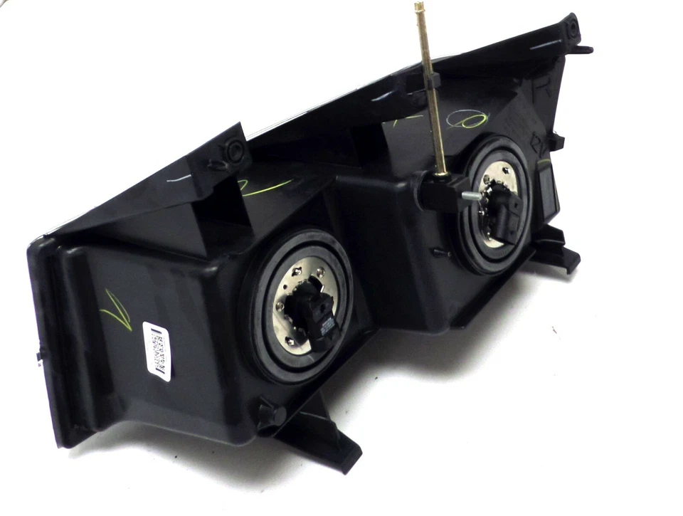 19209126 Nueva lámpara de cabeza lateral para pasajero NOS 2004-2012 Chevy Colorado GMC Canyon Foto 3 de 4