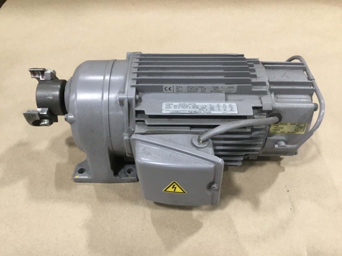 TA-04 カーボン製シャーシ MC330CR S3003 R142JE 付 TA-04 カーボン製シャーシ MC330CR S3003 R142JE 付 - メルカリ