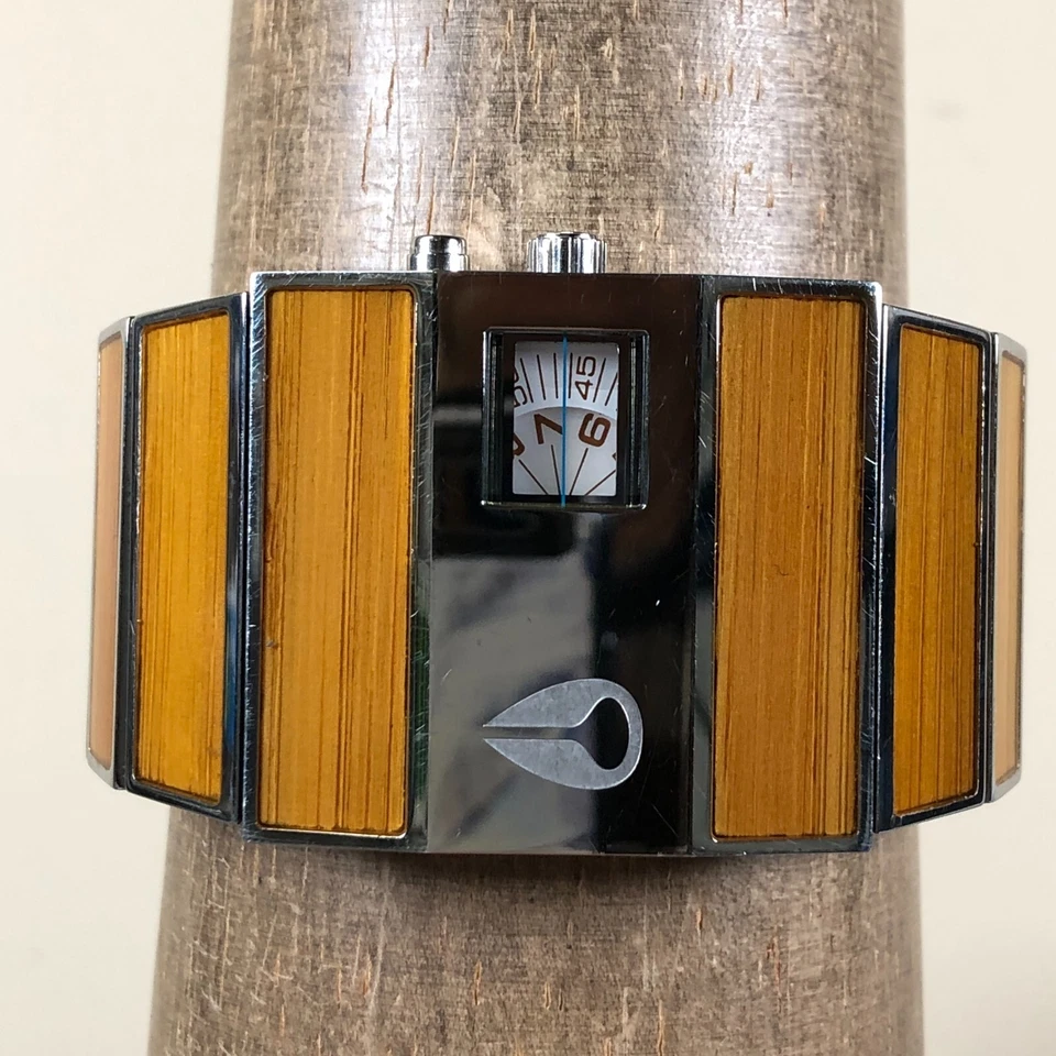 Nixon Rotolog Men Formal Wood Stainless Steel 35mm Quartz Analog Watch 7 3/4" - image 3 of 4