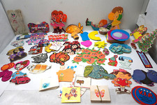 VINTAGE SCRAPBOOKING CRAFTING PAPER LARGE LOT BULLETIN BOARD ART DECORATIONS