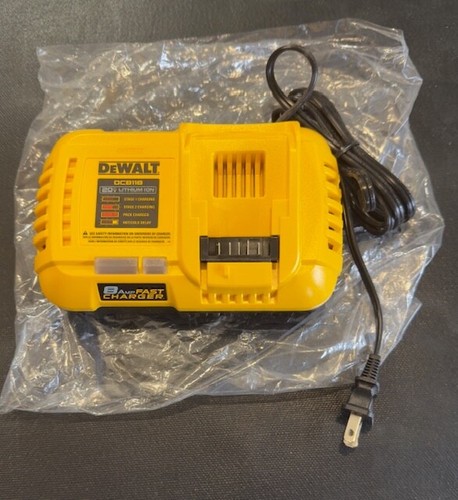 Dewalt DCB118 20V/60V MAX Fan Cooled Rapid Battery Charger | Brand New