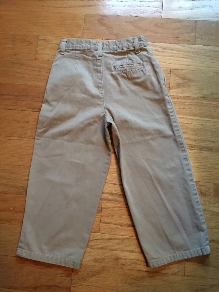 GIMNASIO DEPORTE GYMBOREE NIÑOS PANTALONES CAQUI VESTIDO TALLA MEDIANA USADO INFORMAL ENVÍO GRATUITO Foto 3 de 4