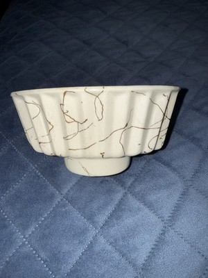 Vintage 1957 Lane and Co Van Nuys Calif White and Gold Drizzle Pottery Planter