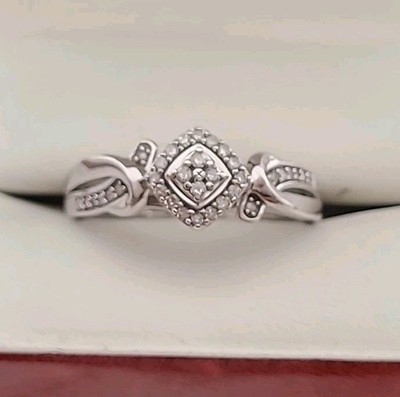 925 Sterling Silver Genuine Diamond Ring Size 7