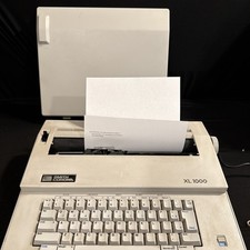 Smith Corona XL 1000 Electric Typewriter Model  5A  With Cover with Manual thumbnail