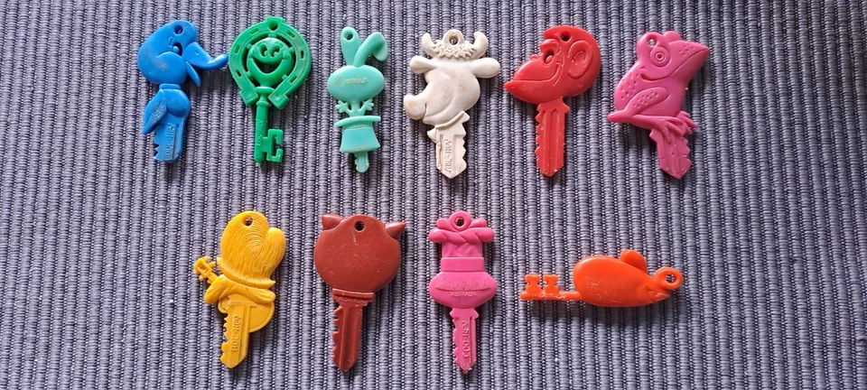 1974 R & L Cereal toys, Kellogg’s Kiddy Keys Bulk Lot x 10 - image 2 of 2
