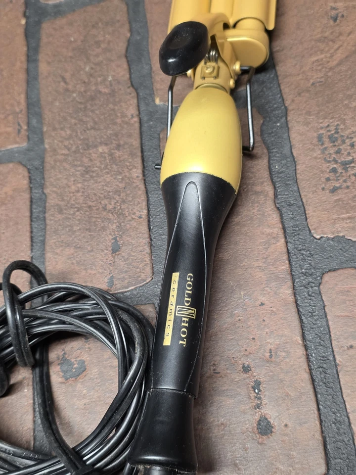 PLANCHA ONDULADORA TRIPLE BARRIL CERÁMICA PROFESIONAL GOLD 'N HOT Foto 2 de 3