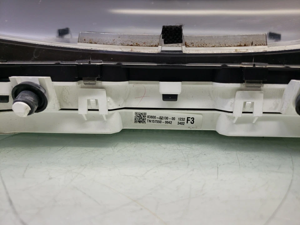 Cuadro de instrumentos velocímetro Toyota Corolla 2012-2013 OEM 83800-F2130 218 K Foto 4 de 4