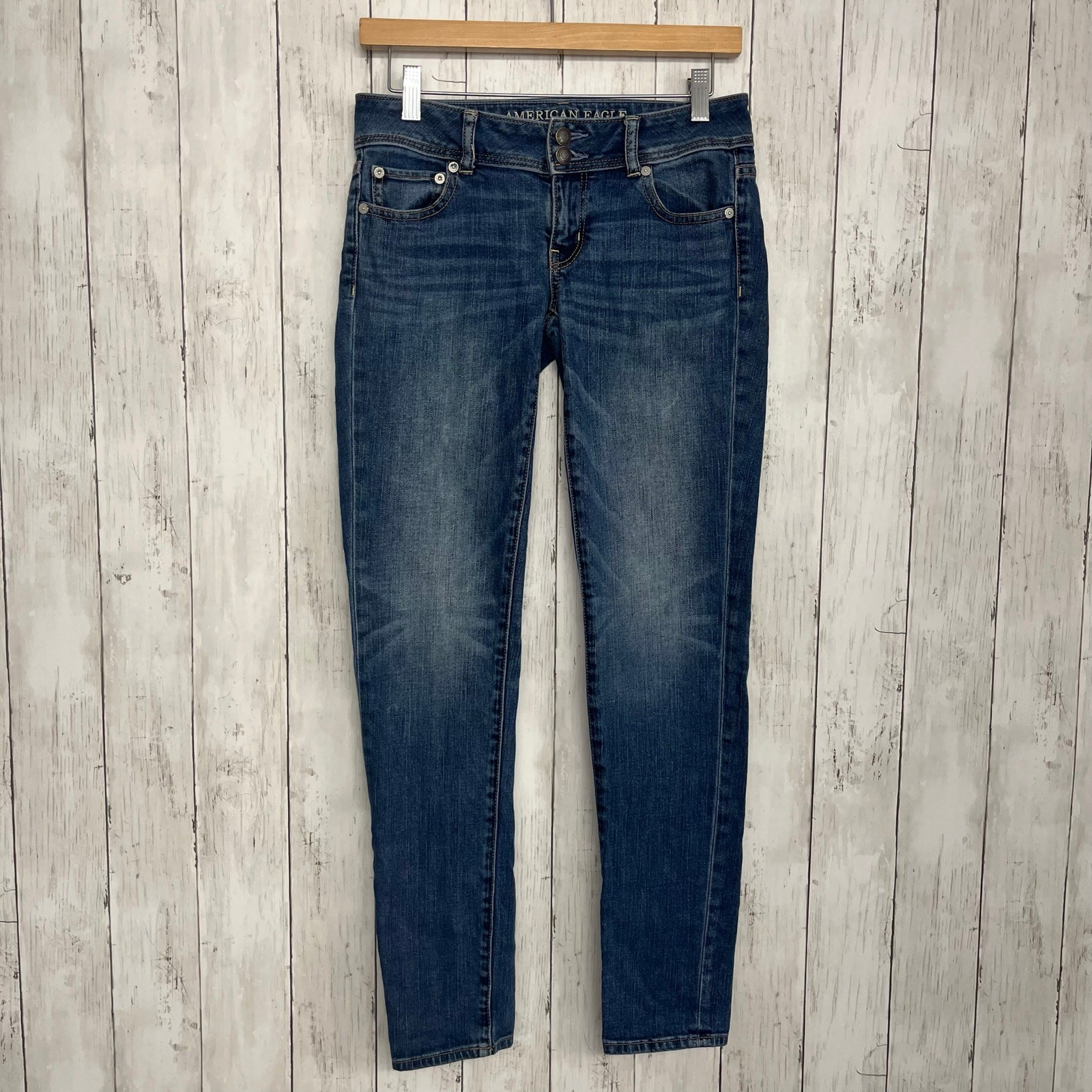 American Eagle Low Rise Medium Wash Cotton Denim Skinny Jeans 0