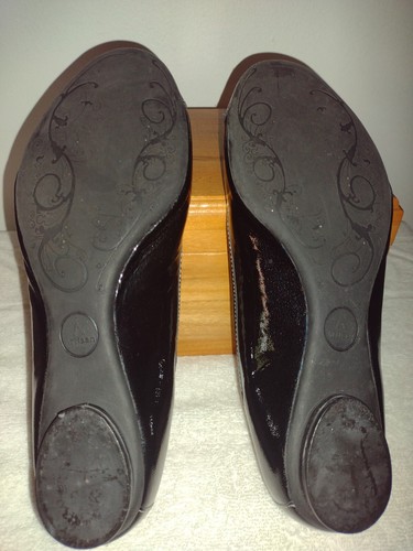 CLARKS ARTISAN BLACK SIZE 9M BRAZIL LEATHER PATENT OPEN TOE FLATS SHOES - Picture 11 of 12