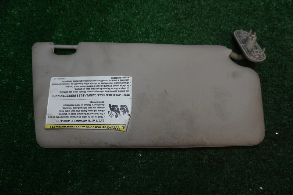 Ford Focus 2010 lado del pasajero parasol fabricante de equipos originales 1 pieza Foto 2 de 3