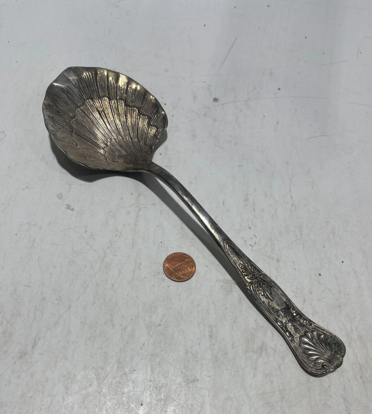 Vintage 9-3/4" Silver Plated Clam Shell Shaped Serving Spoon