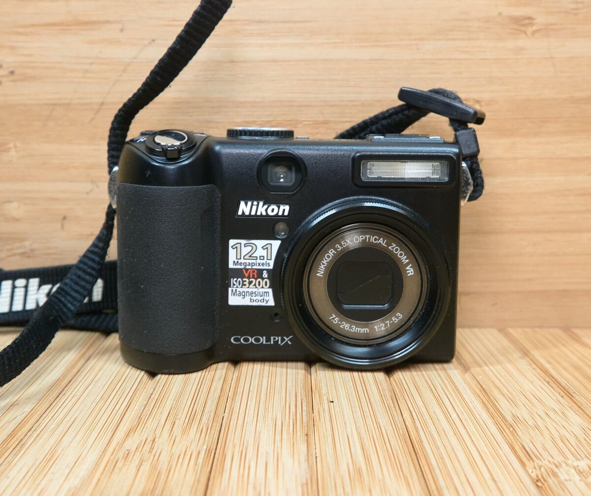 Nikon Coolpix P5100 12MP Digital Camera, 3.5X Optical Zoom Nikon Coolpix P5100 12MP Digital Camera, 3.5X Optical Zoom