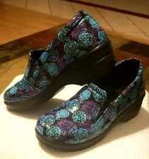 Easy Works by Easy Street Women's Work Slip-On Clog Nursing 9M