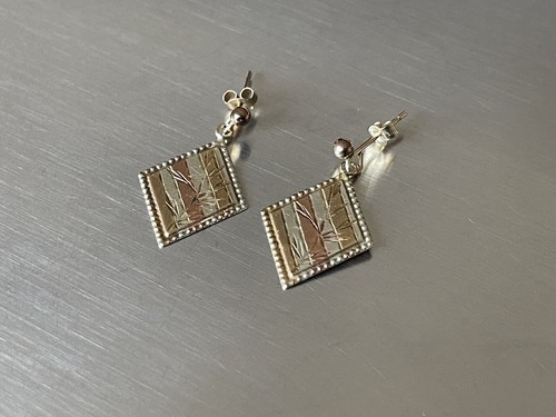 Vintage 9ct 375 Tri Gold Diamond Shape Cut Plant Drop Dangle Stud Earrings 0.85g - Picture 2 of 4