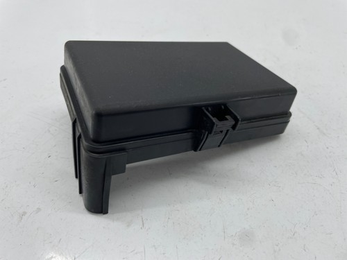 SUZUKI ALTO MK5 EXTERNAL INNER WING FUSE BOX LID COVER 36717-68K10 09-2014๐ - Picture 6 of 12