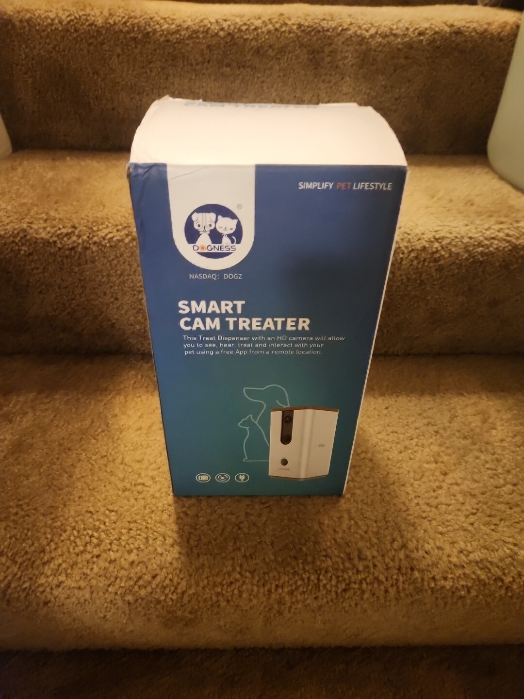 DOGNESS Wi-Fi Pet Camera with Treat Dispenser for Dogs and Cats - HD with App E4-image