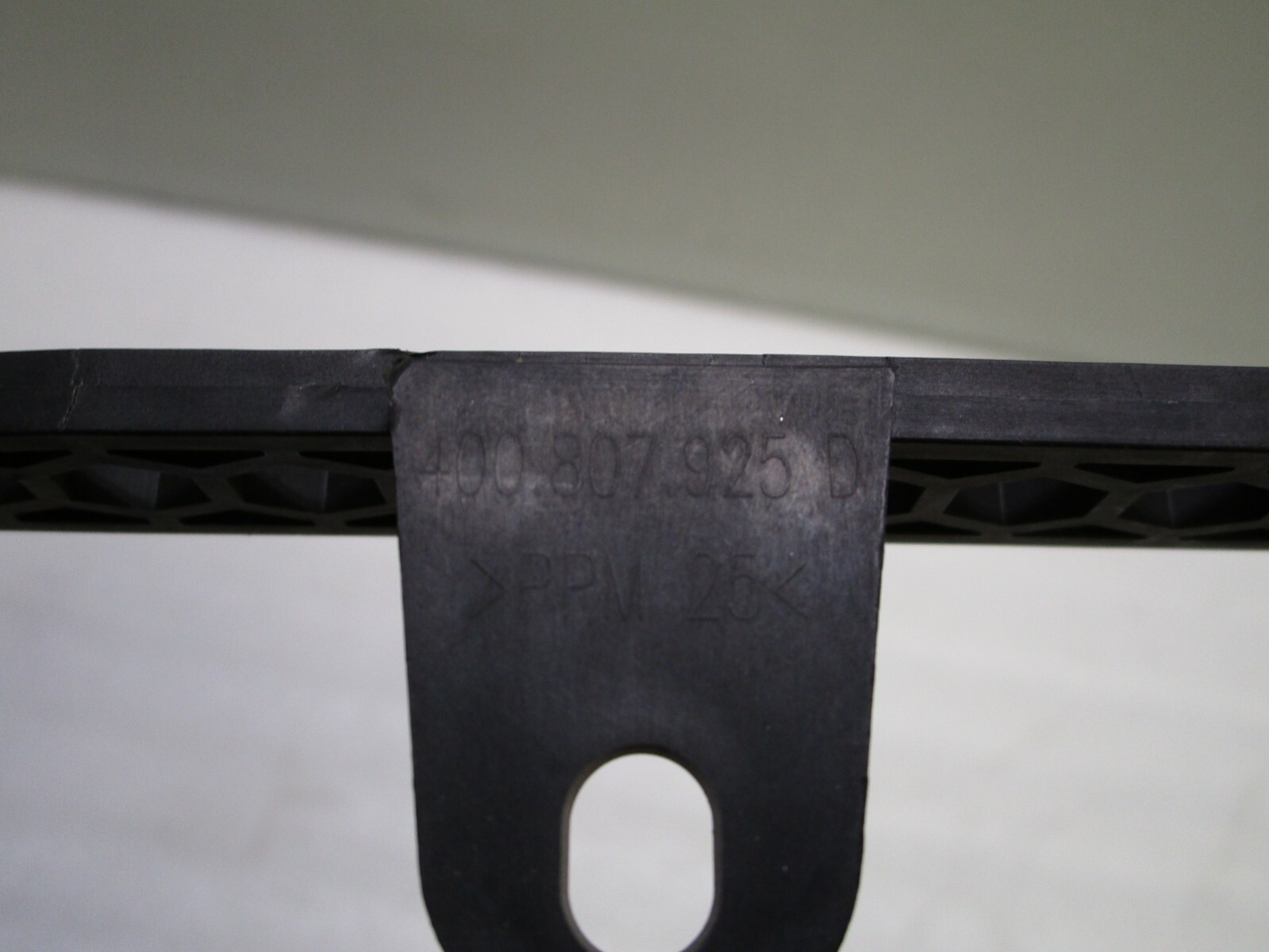 Lamborghini Gallardo LP560 LP570 Front Bumper Grille Vent Trim 2009 - 2014 OEM
