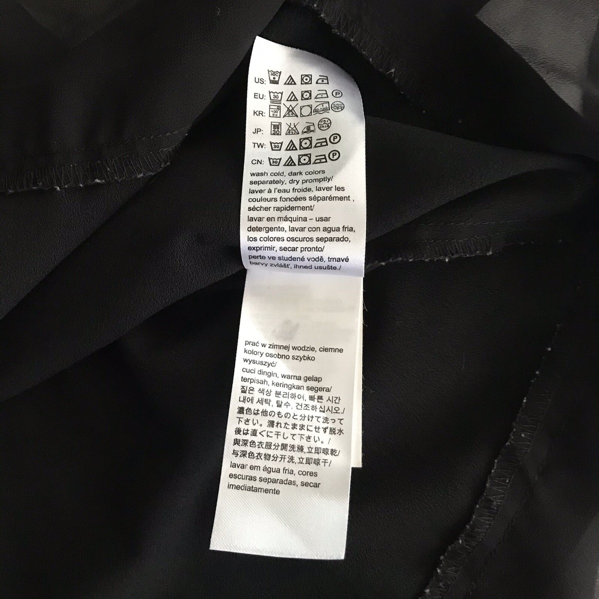 blusa negra calvin klein