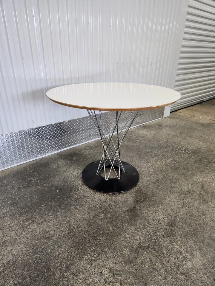 MESA CICLÓNICA KNOLL INTERNATIONAL ISAMU NOGUCHI AÑOS 70 Foto 3 de 4