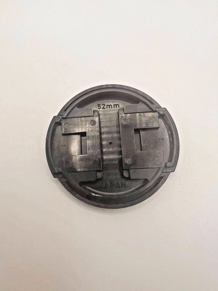 Original Pentax 58mm 52mm 49mm Snap-On Front Lens Caps Modern - Bon état !! - Image 3 of 4