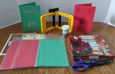 Plastic Paper Crimper Machine Fiskar Sissors Red & Green Cards Powder And Stamps