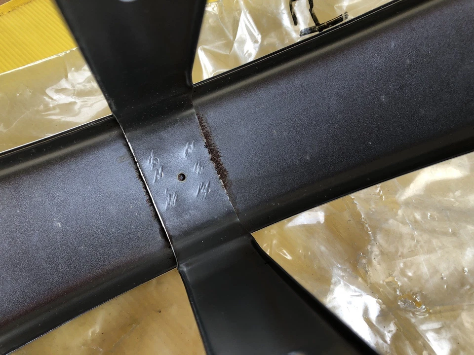 YAMAHA RS100 RS125 LS2 LS3 AS3 RD200 FRONT FENDER MUDGUARDS NOS 478-21510-00 JP Foto 4 de 4