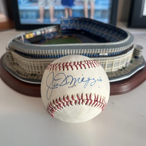 JOE DIMAGGIO HOF Signed Autograph Baseball Yankees SWEET SPOT JSA LOA